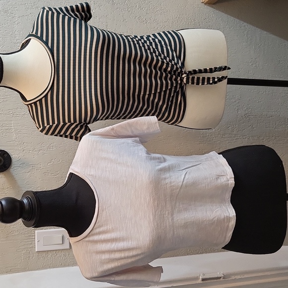 American Eagle Short Sleeve Tee Bundle - Picture 1 of 9